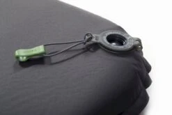 Exped SIM Comfort 5 M Zelfopblazende Slaapmat -Buitenuitrusting 1267 1900 6183 sim comfort valve in close 5472x3648