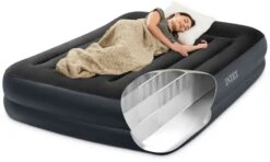 Intex Pillow Rest Raised Luchtbed - Queensize - Ingebouwde Elektrische Pomp -Buitenuitrusting 1320 1900 64124 inuse 2023 300