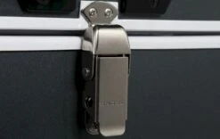 Engel MT35F-V Compressor Koelbox - 32 Liter 14 Engel MT35F-V Compressor Koelbox - 32 Liter -Buitenuitrusting 1900 3003 mt35f v detail3