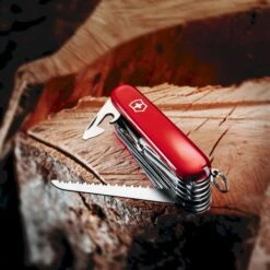 Victorinox Swiss Champ Zakmes - Rood 6 Victorinox Swiss Champ Zakmes - Rood -Buitenuitrusting 7611160100634 victorinox swiss champ rood sfeer 2 resultaat