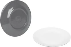 Bo-Camp Melamine Serviesset - 16-delig - Grijs 10 Bo-Camp Melamine Serviesset - 16-delig - Grijs -Buitenuitrusting 900 1271 6181274 02