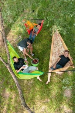 La Siesta Colibri 3.0 1 Persoons Reishangmat - Palm -Buitenuitrusting 900 598 clt17 44 ambiance 002