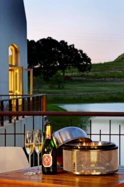 Cobb Premier Houtskoolbarbecue - Grijs -Buitenuitrusting cobb premier 4